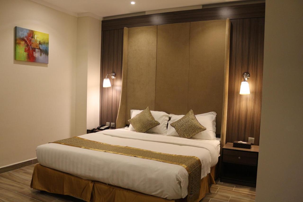 Valencia Hotel Suites 알크호바르 외부 사진