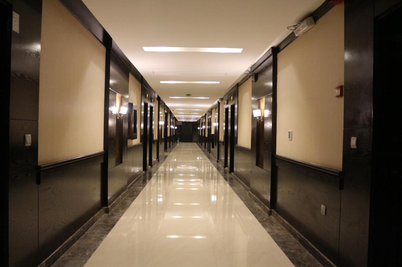 Valencia Hotel Suites 알크호바르 외부 사진