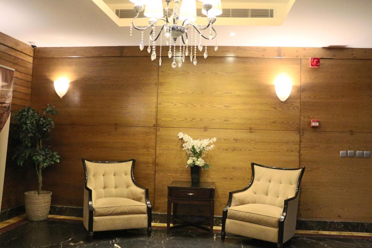 Valencia Hotel Suites 알크호바르 외부 사진